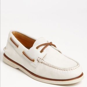 Sperry Top Sider Gold Boat Shoes- ivory unbuckle men’s size 9.5